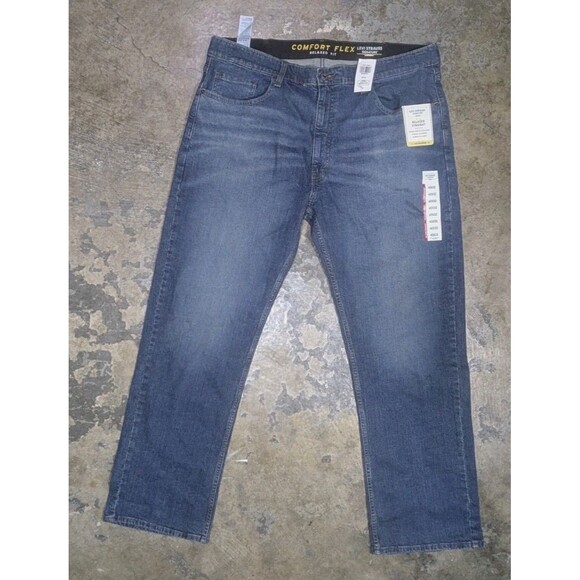 Levi's Other - Levi Strauss Signature Jeans Men’s 40 x 32 Relaxed Fit Medium Wash Blue Denim
